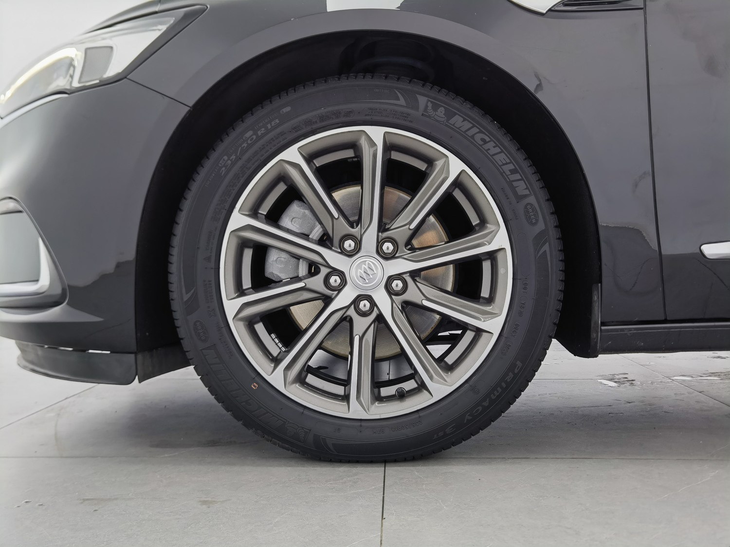 Used Buick LaCrosse 2022 2.0 AT