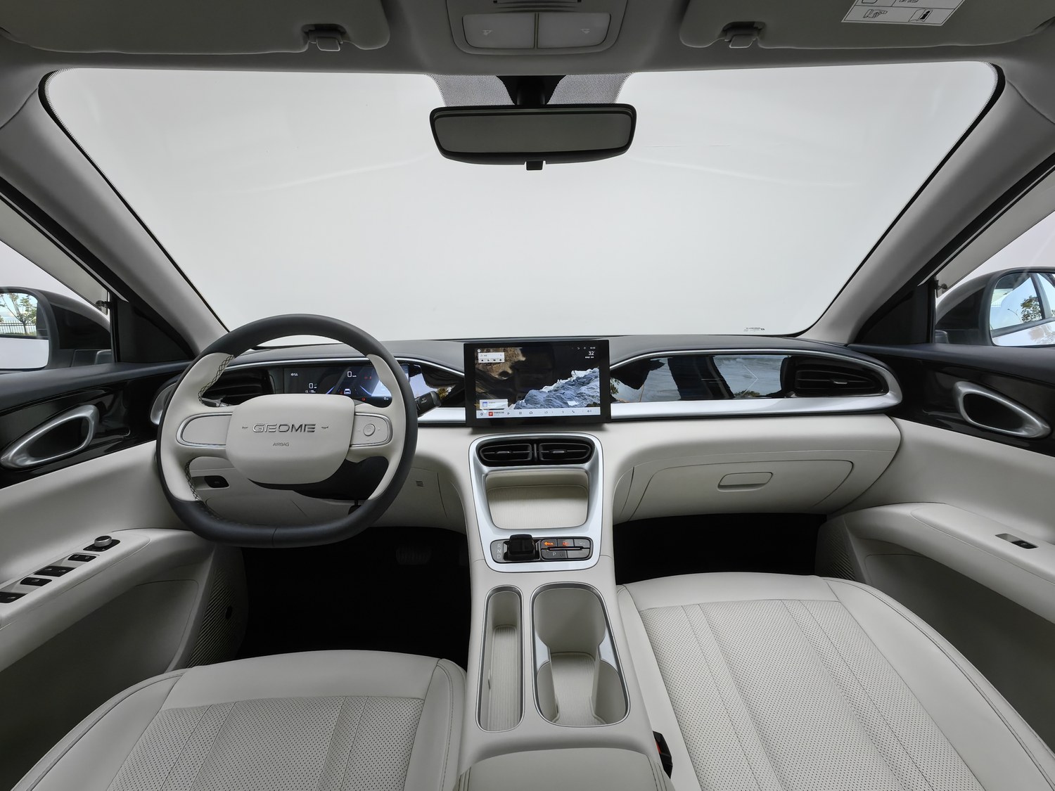 Used Geely Galaxy Wish 2025