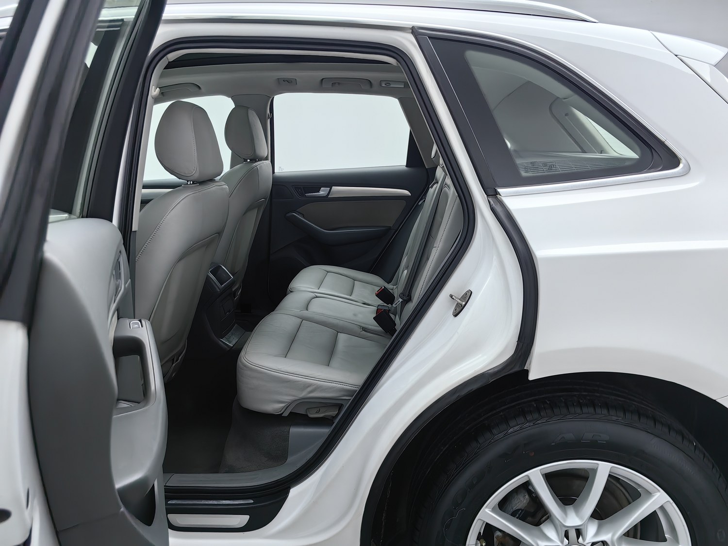Used Audi Q5 2013 2.0 AT