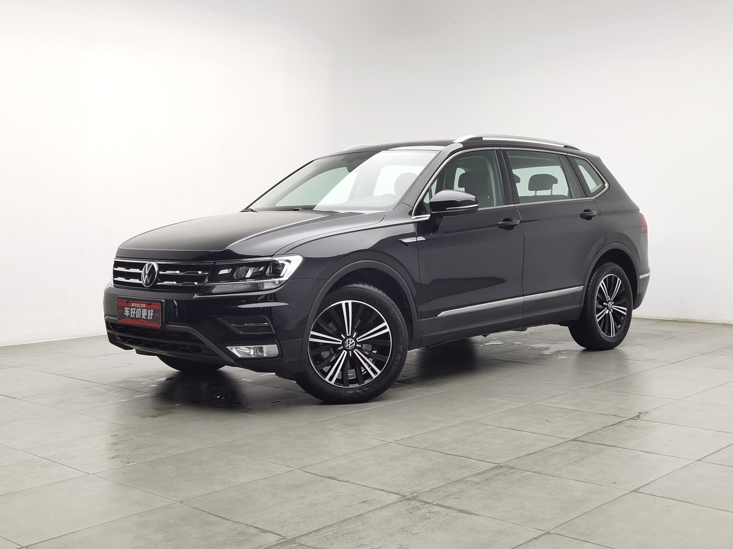Used Volkswagen Tiguan L 2021 2.0 AT