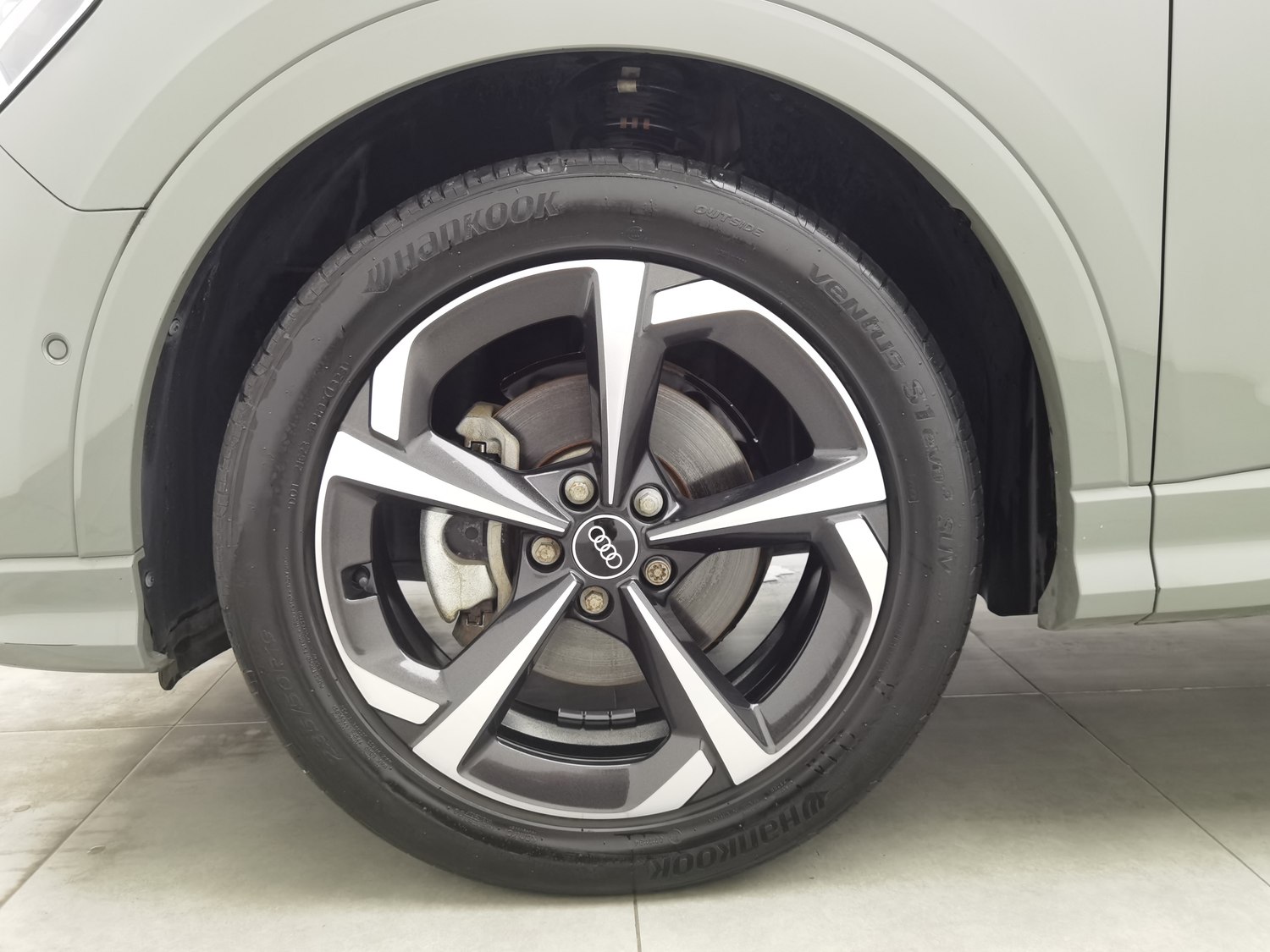 Used Audi Q3 2024 2.0 AT