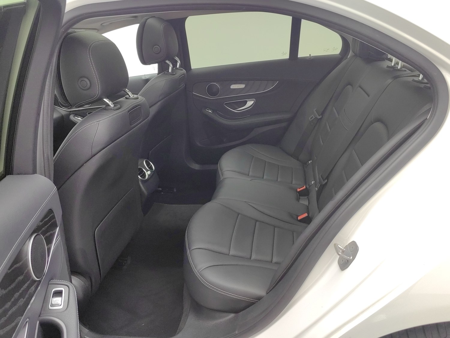 Used Mercedes-Benz C-Class 2017 2.0 AT