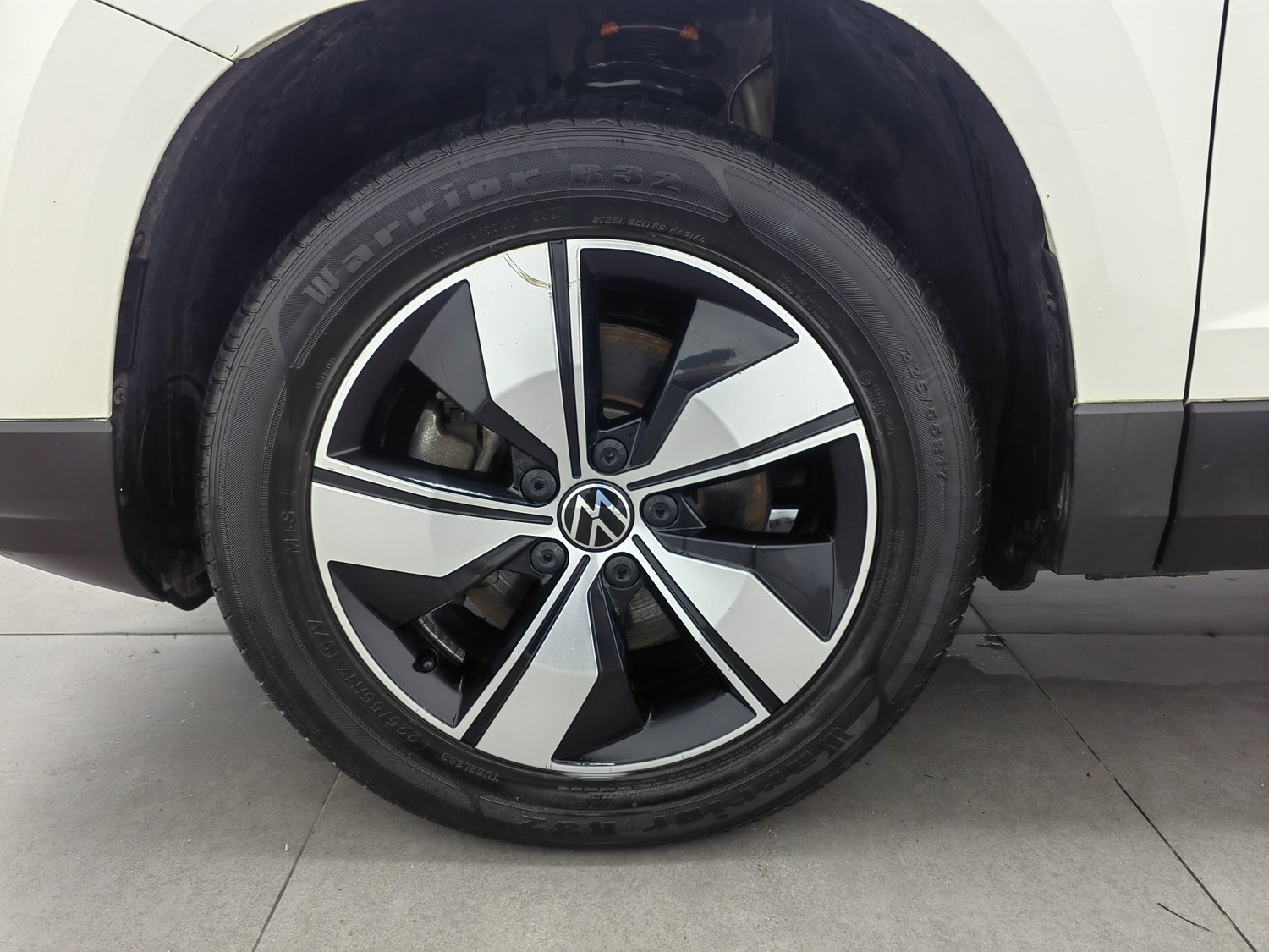 Used Volkswagen Tharu 2022 1.4 AT