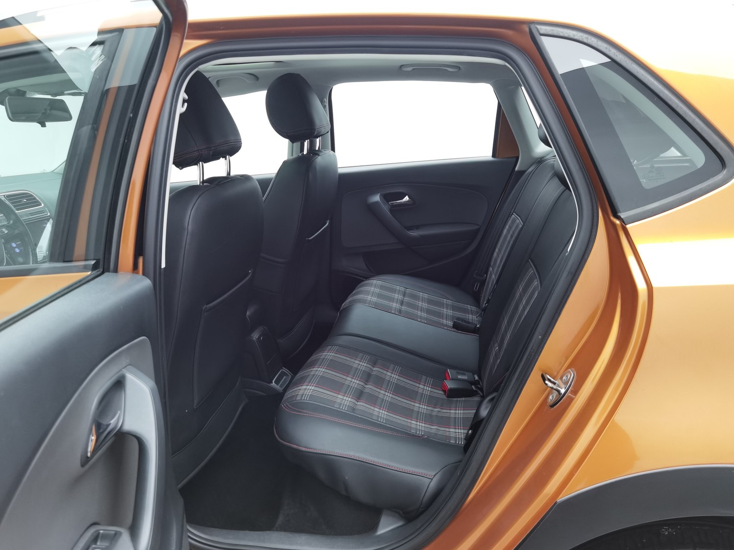Used Volkswagen Polo 2014 1.6 AT