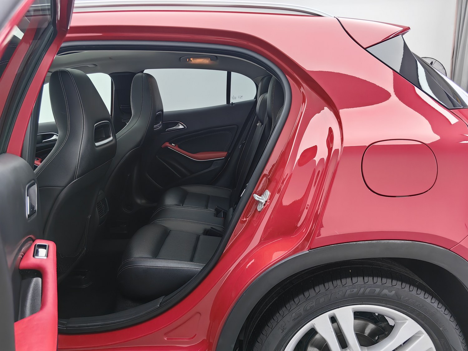 Used Mercedes-Benz GLA 2016 1.6 AT