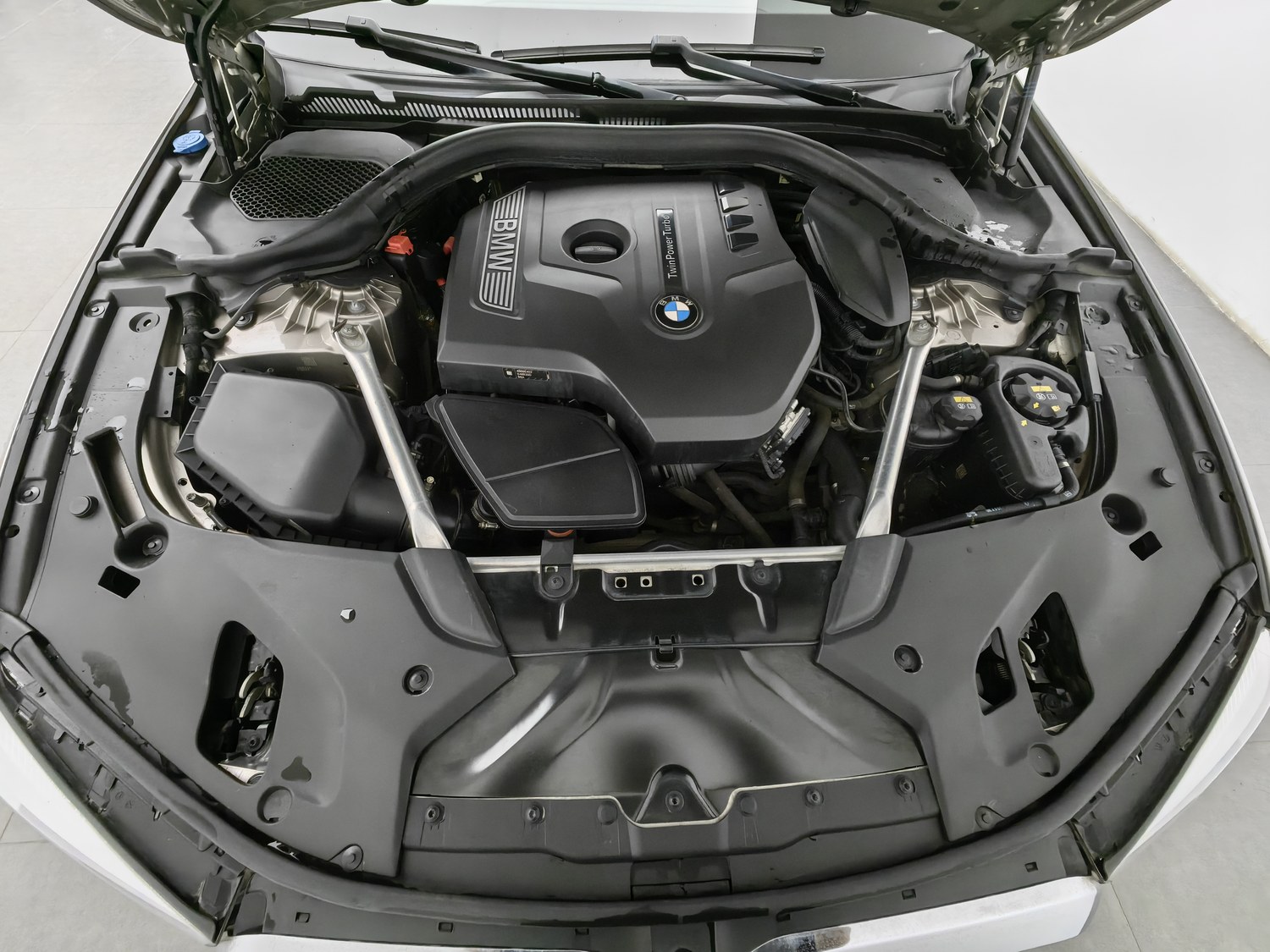 Used BMW THE5 2018 2.0 AT