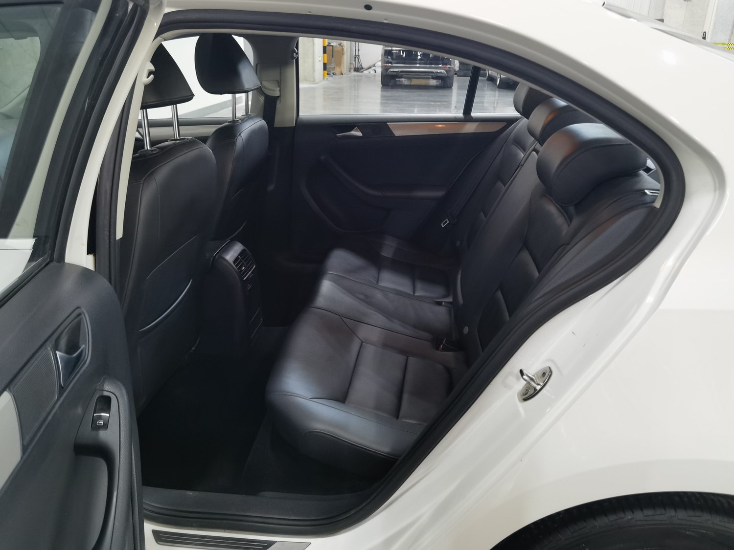 Used Volkswagen Sagitar 2014 1.4 AT