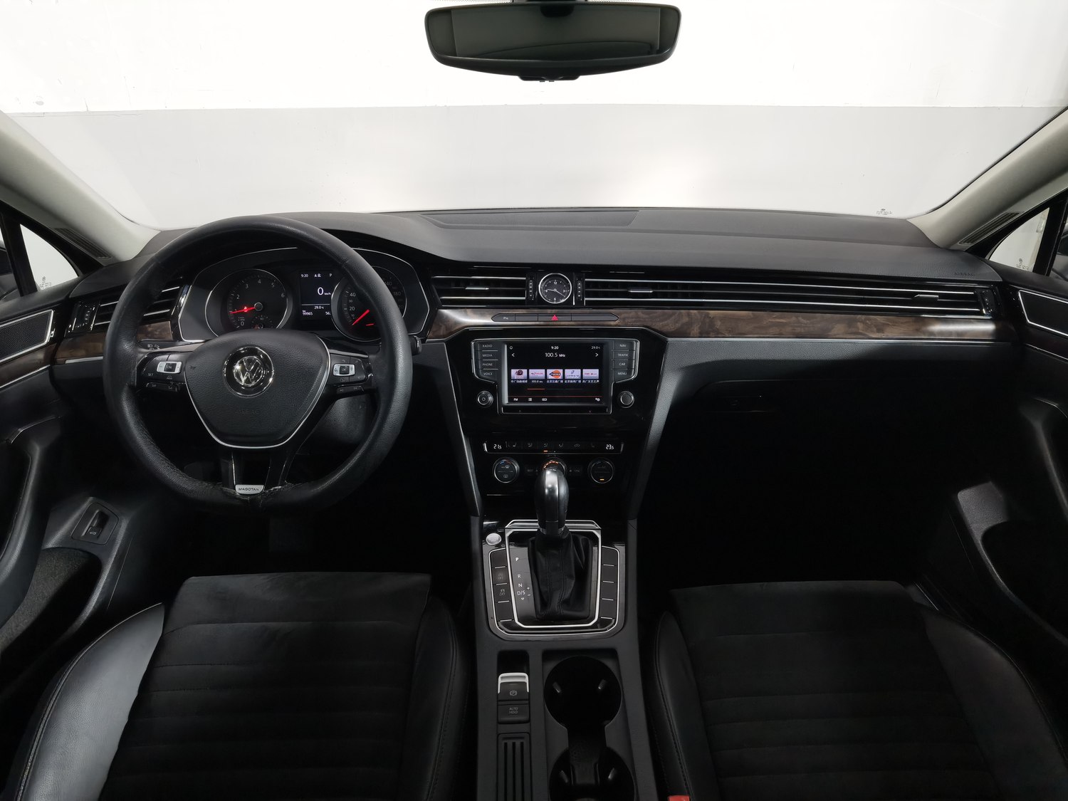 Used Volkswagen Magotan 2017 1.8 AT