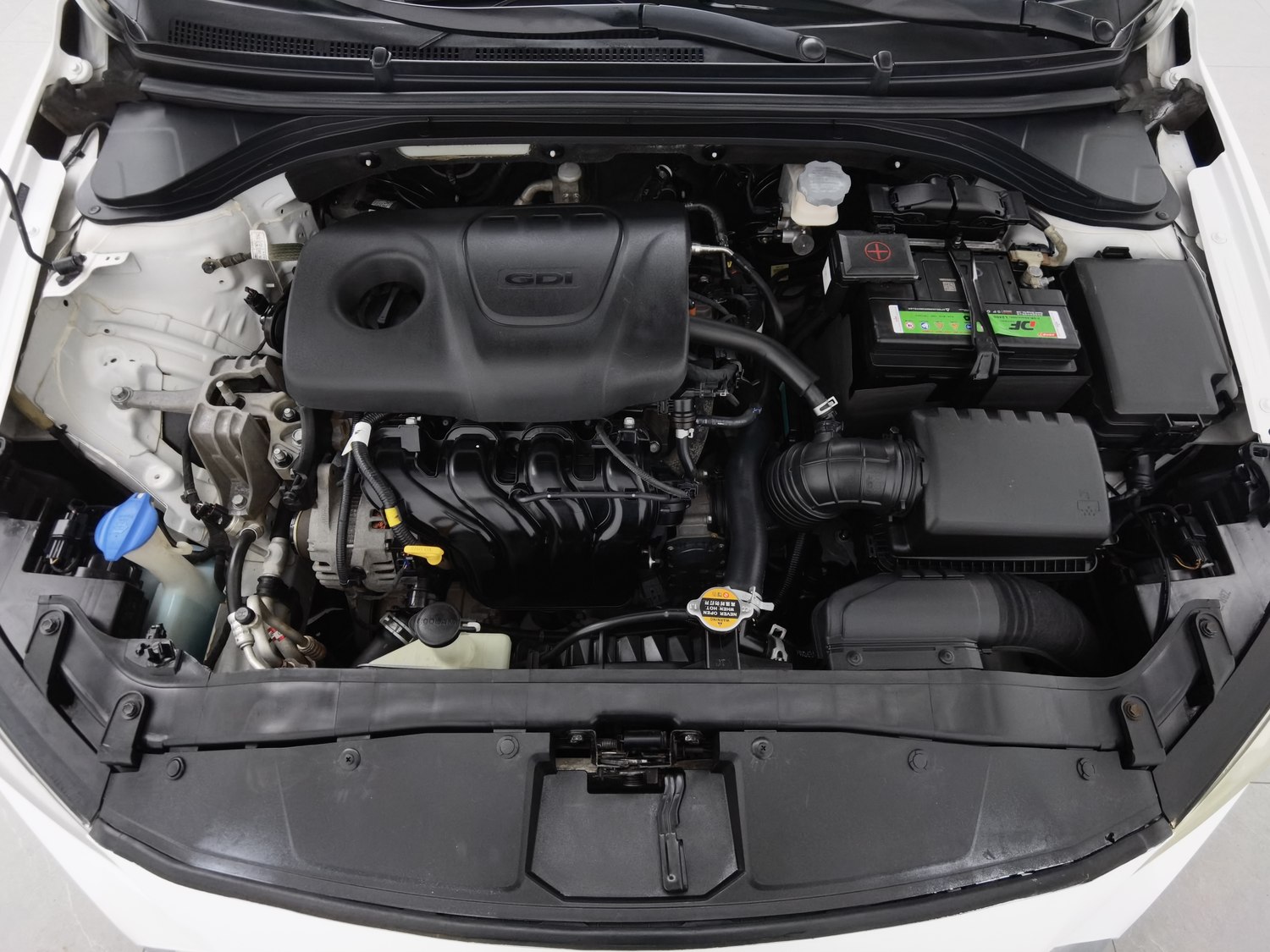 Used Hyundai Elantra 2016 1.6 AT