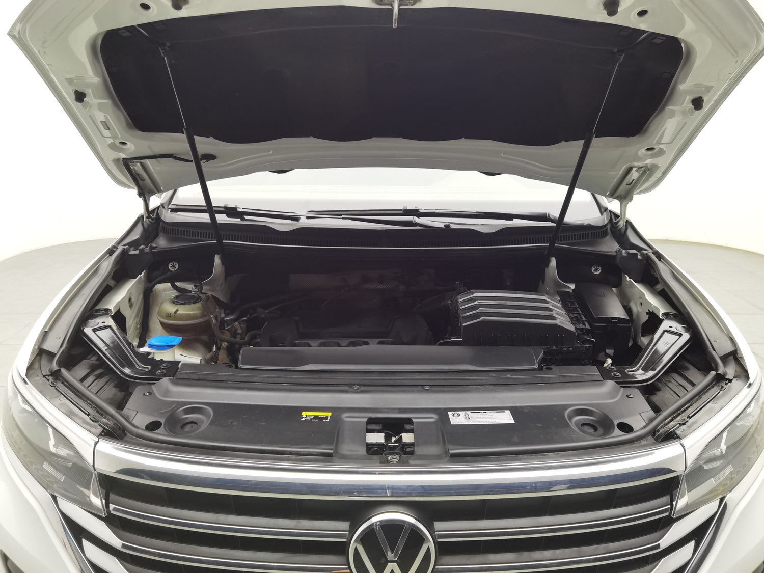 Used Volkswagen Viloran 2020 2.0 AT