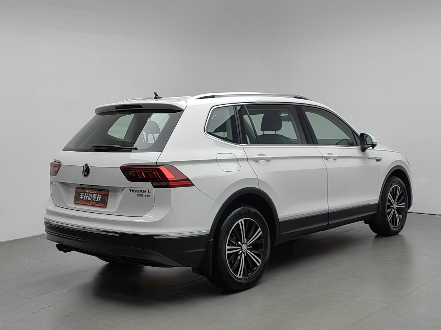 Used Volkswagen Tiguan L 2019 2.0 AT