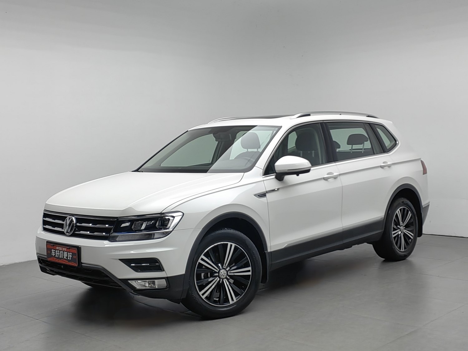 Used Volkswagen Tiguan L 2019 2.0 AT