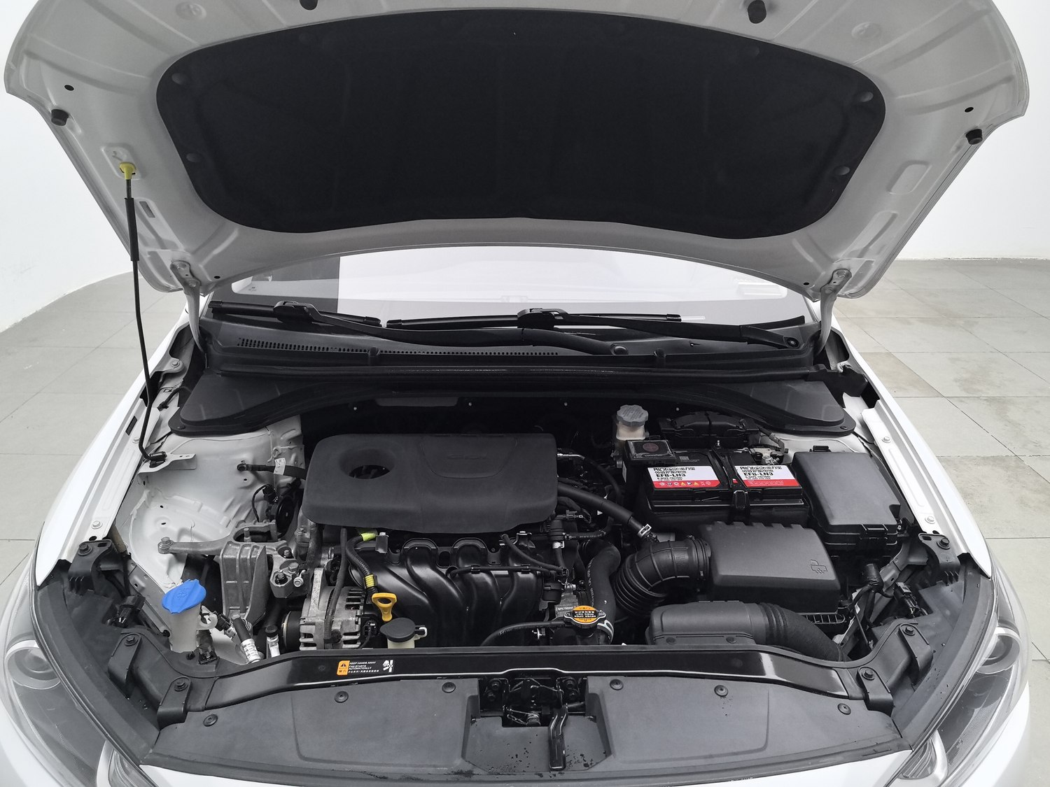 Used Hyundai Elantra 2016 1.6 AT