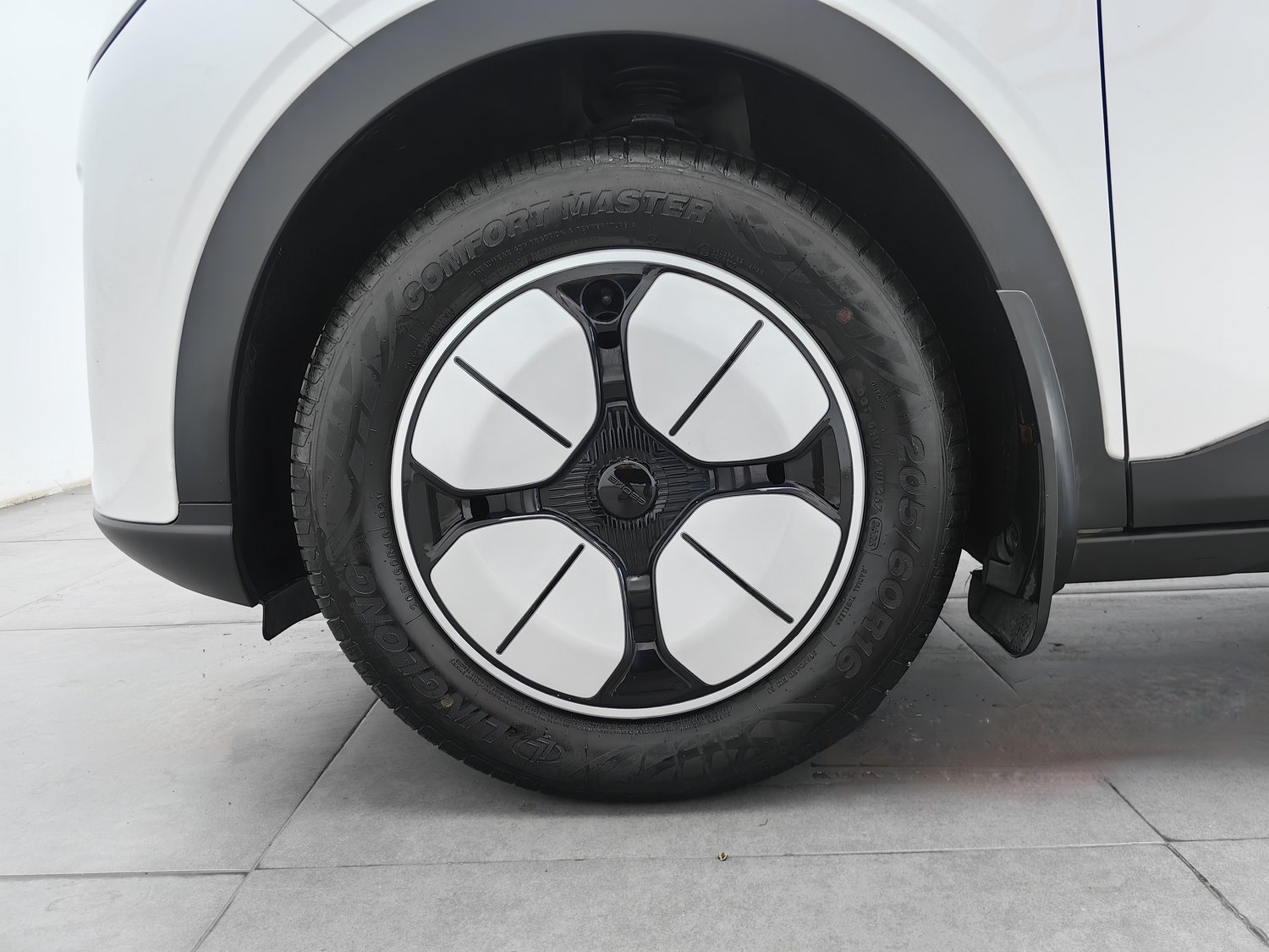 Used Geely Galaxy Wish 2025