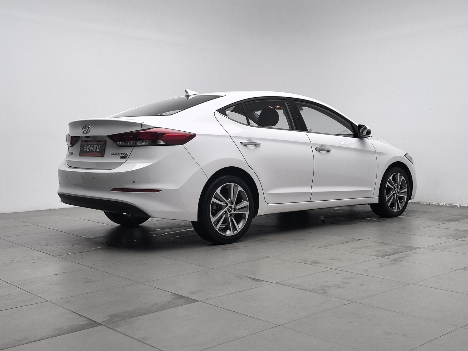 Used Hyundai Elantra 2016 1.6 AT