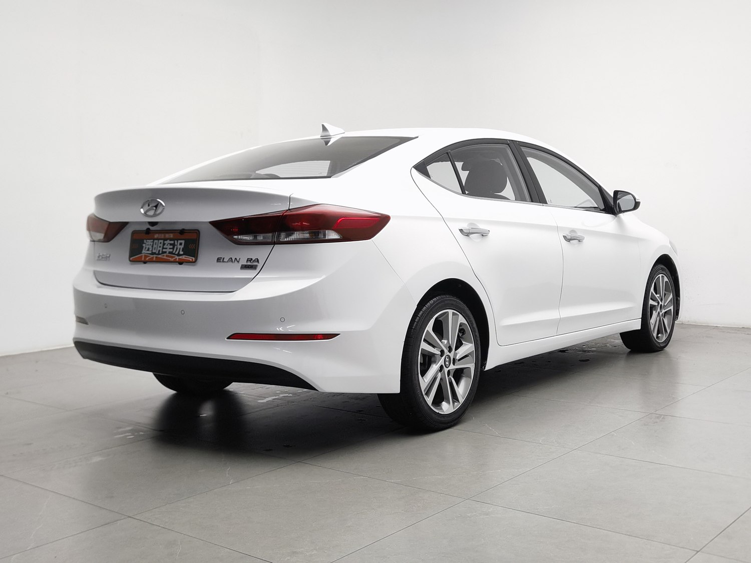 Used Hyundai Elantra 2016 1.6 AT