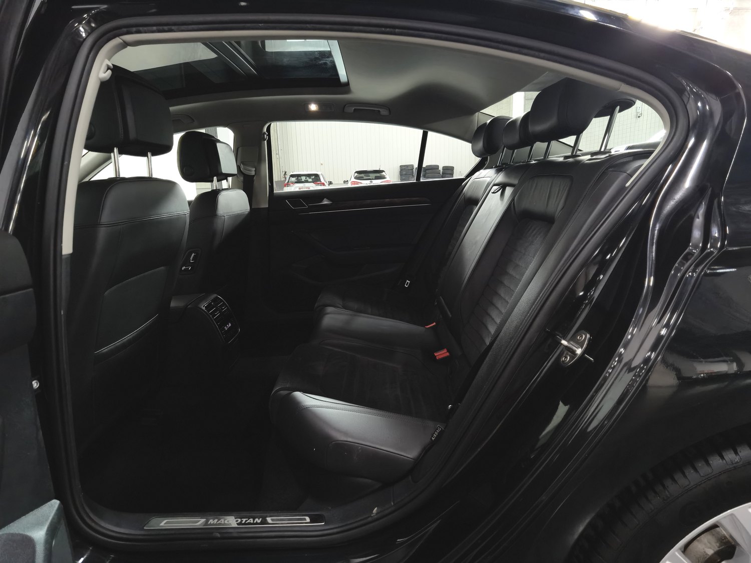 Used Volkswagen Magotan 2017 1.8 AT