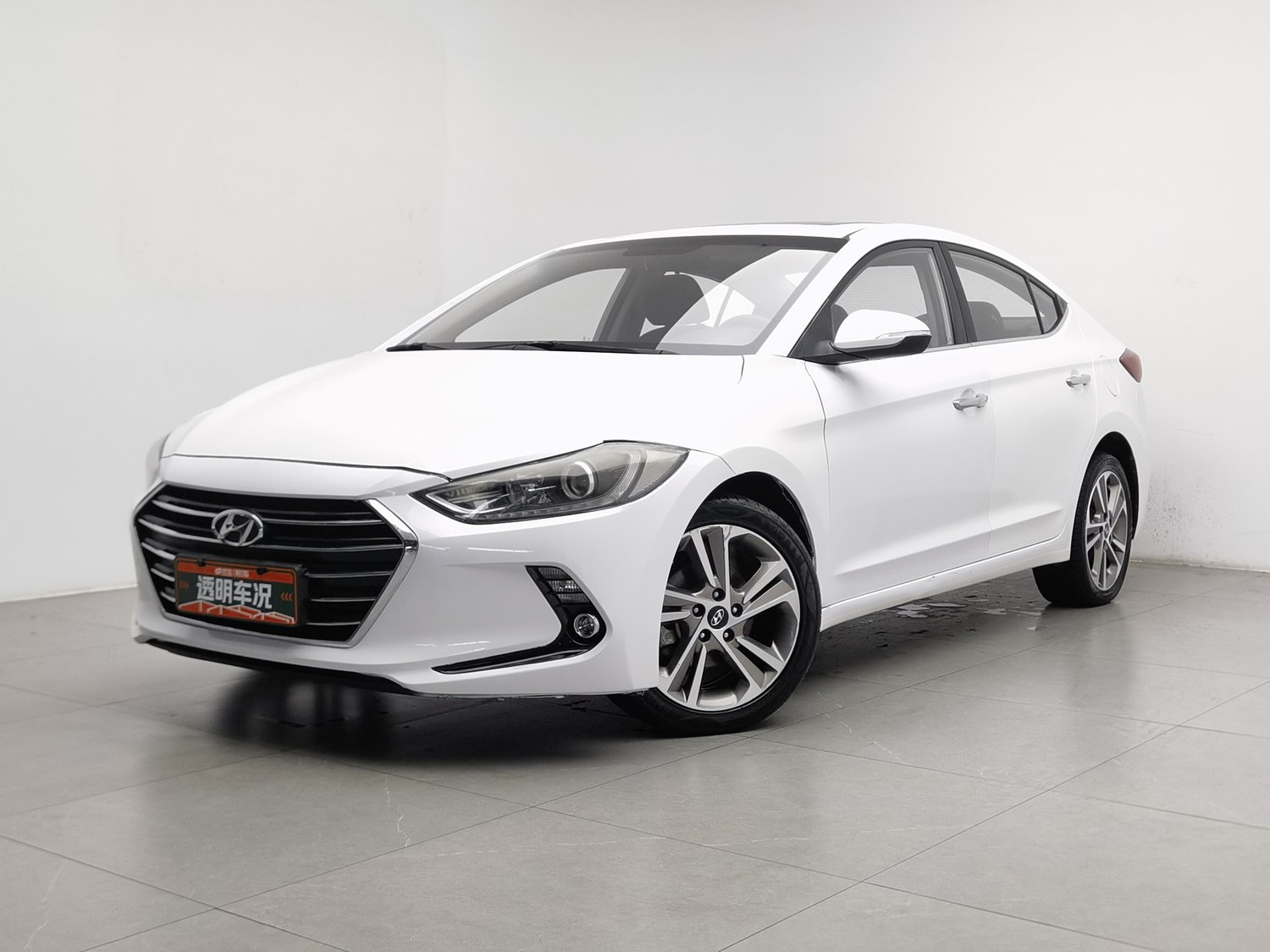 Used Hyundai Elantra 2016 1.6 AT
