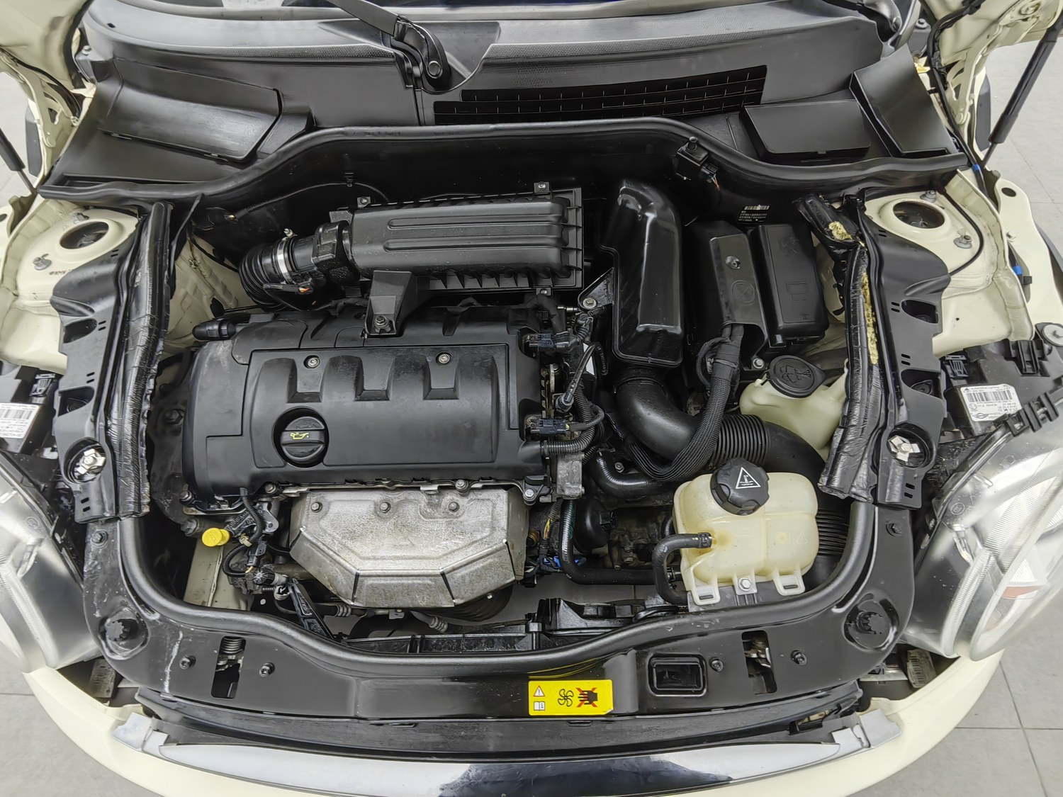 Used MINI Clubman 2011 1.6 AT