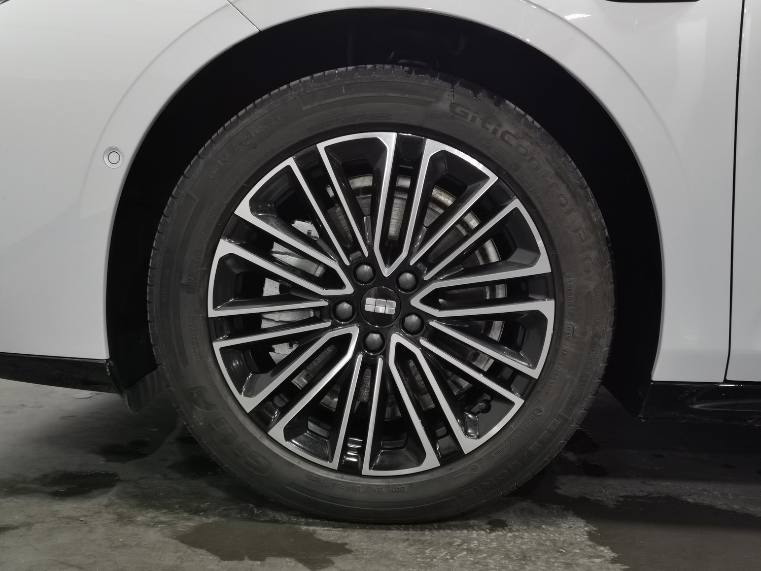 Used Geely Galaxy Starship 8 2025 1.5 AT