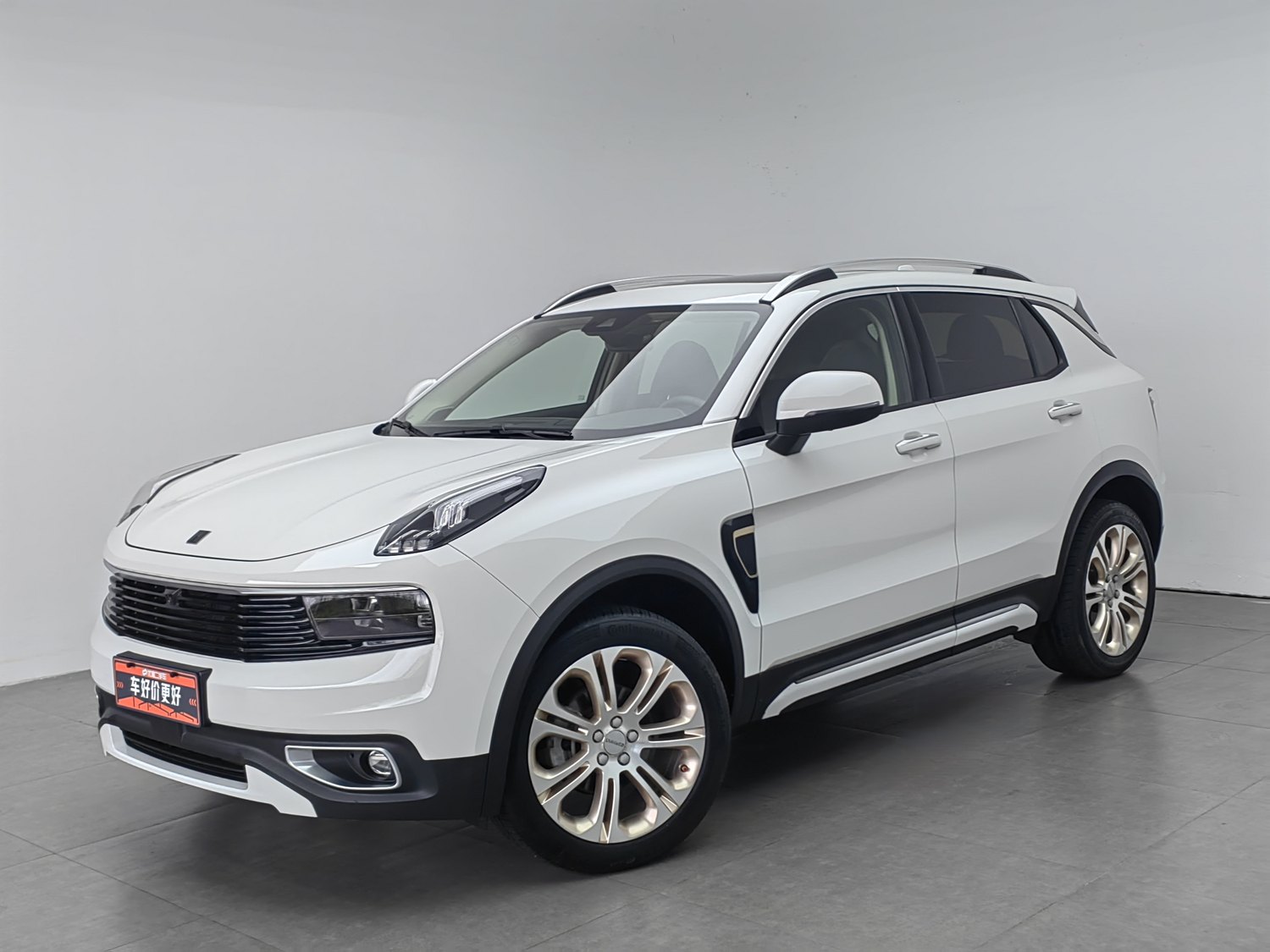 Used Lynk & Co 01 2019 2.0 AT