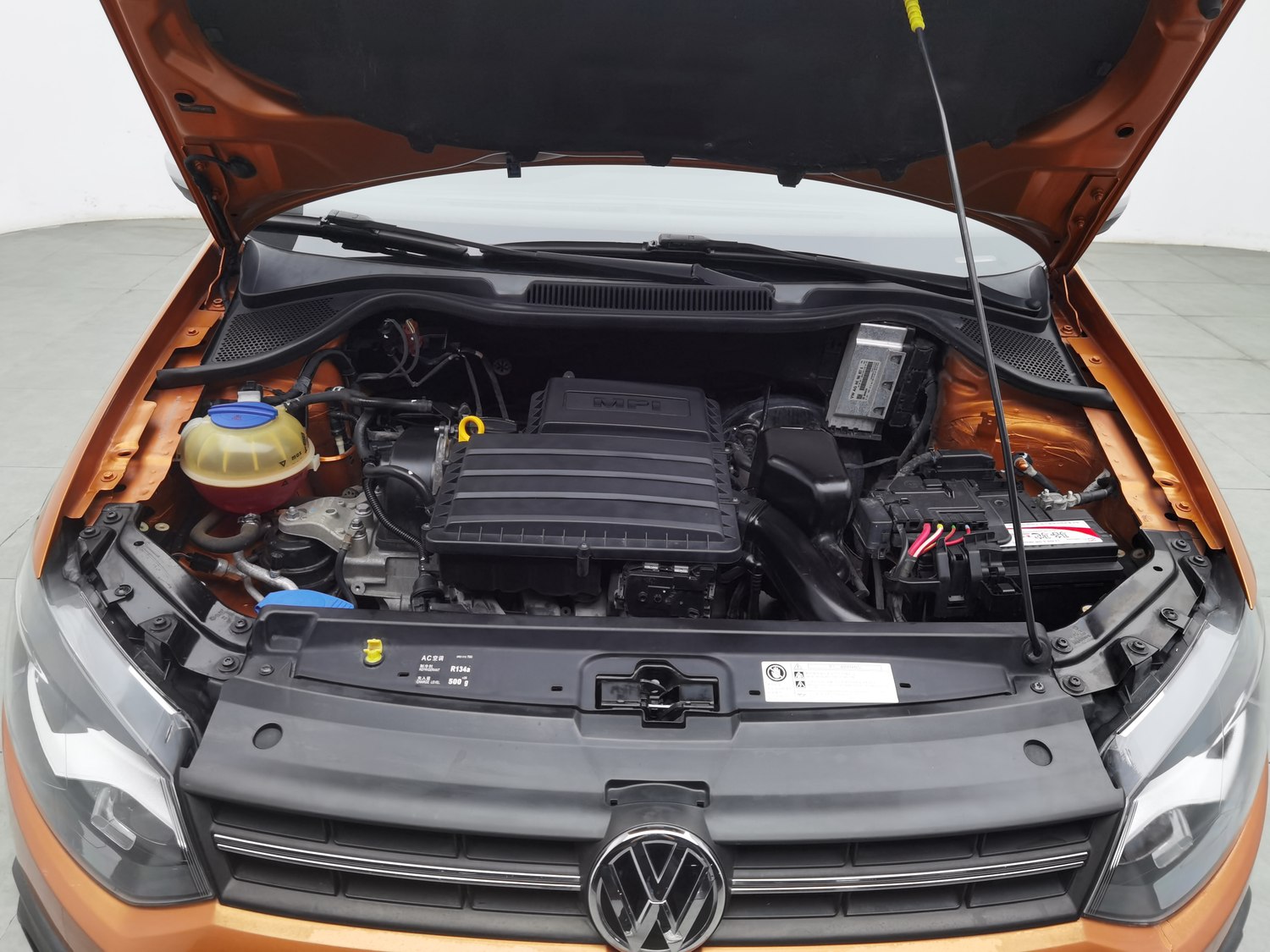 Used Volkswagen Polo 2014 1.6 AT