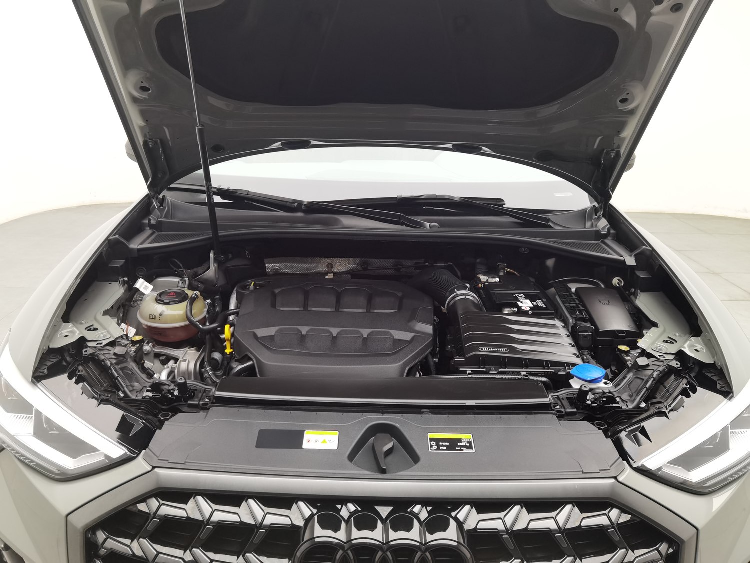 Used Audi Q3 2024 2.0 AT