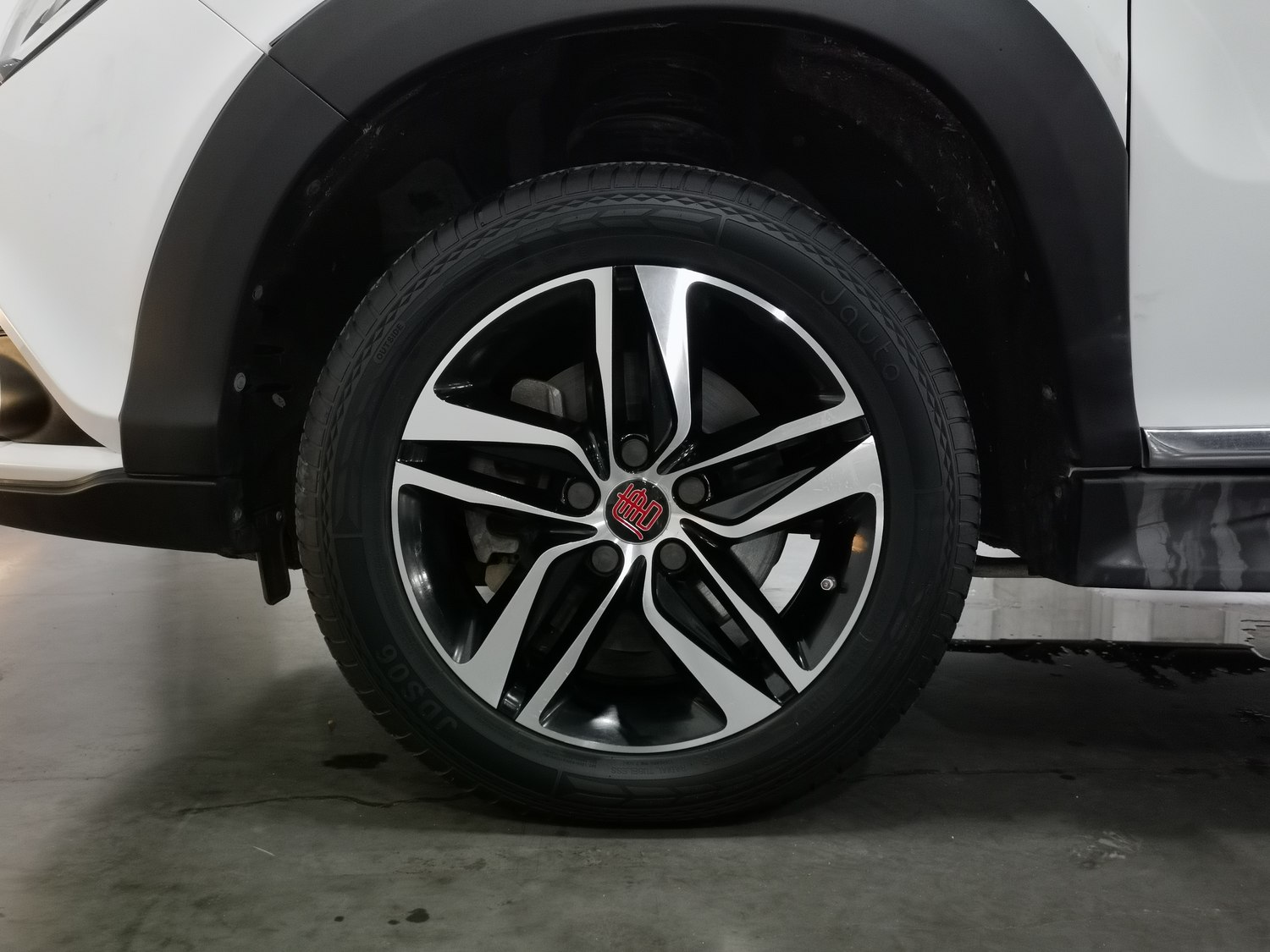 Used BYD Tang NEV 2015 2.0 AT