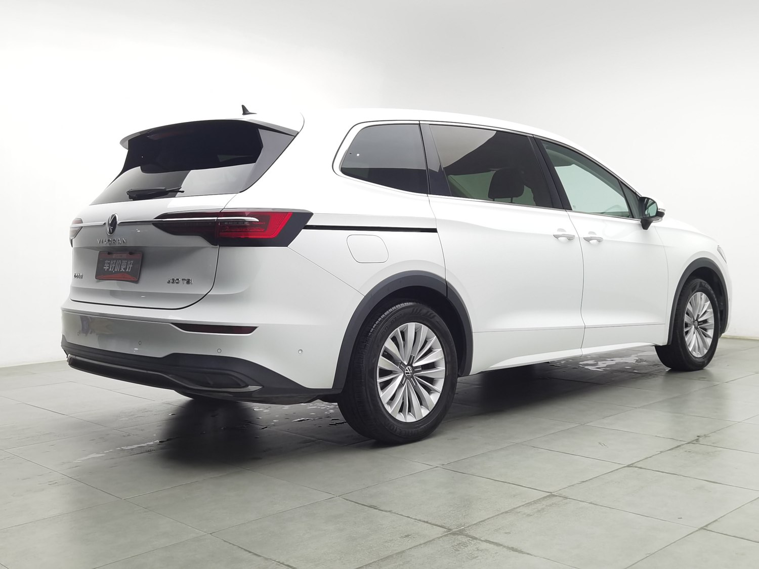 Used Volkswagen Viloran 2020 2.0 AT
