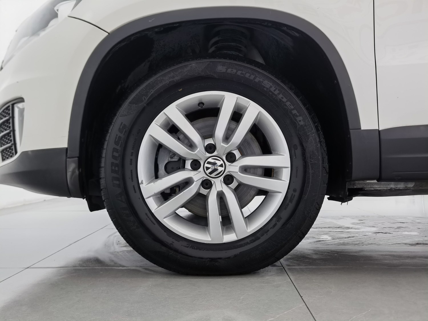 Used Volkswagen Tiguan 2015 1.8 AT