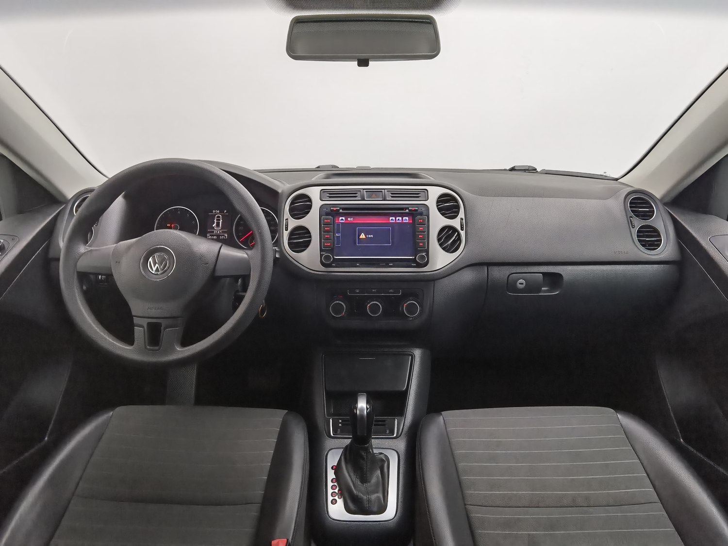 Used Volkswagen Tiguan 2015 1.8 AT