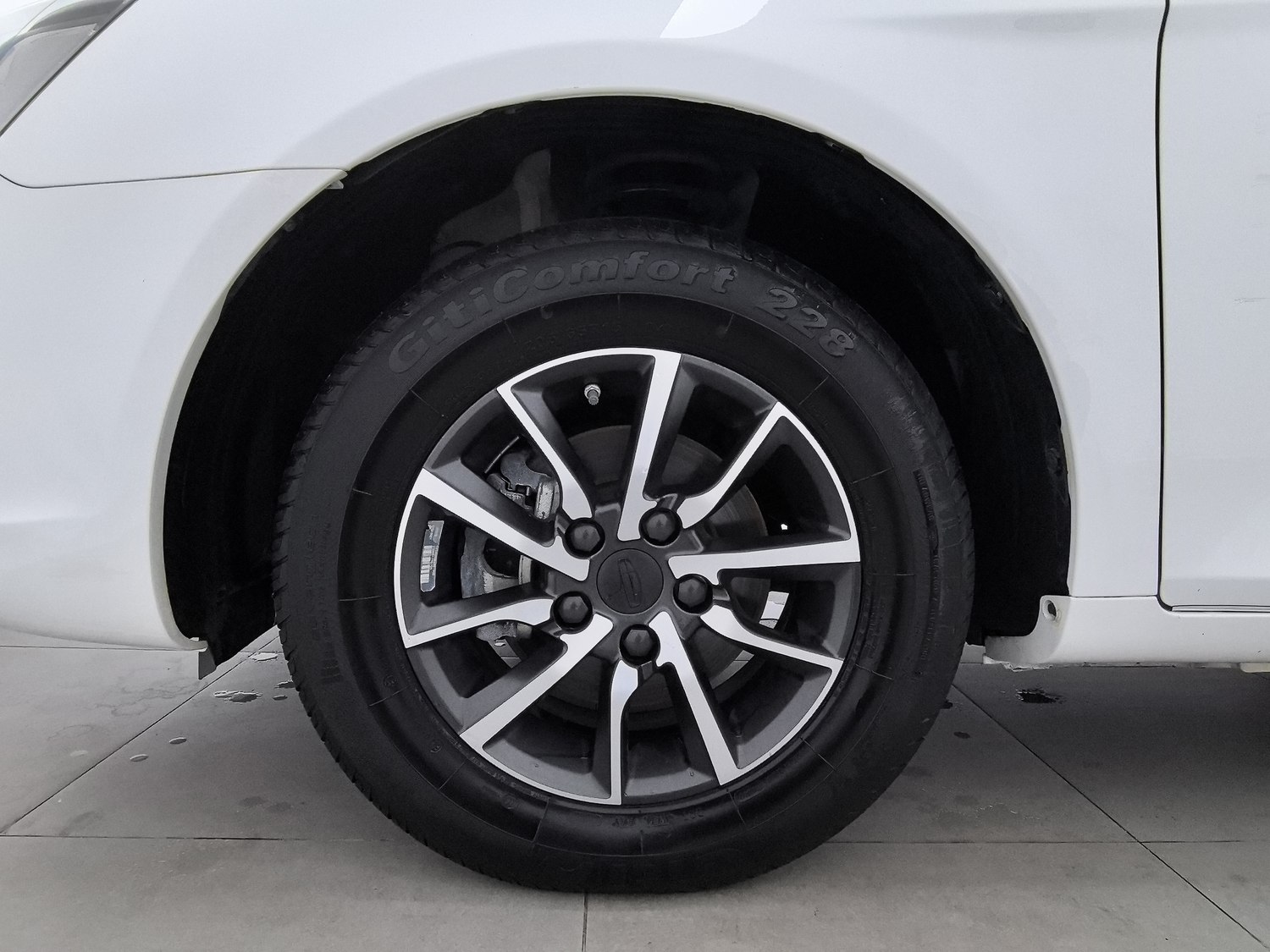 Used Geely Emgrand 2019 1.5 AT