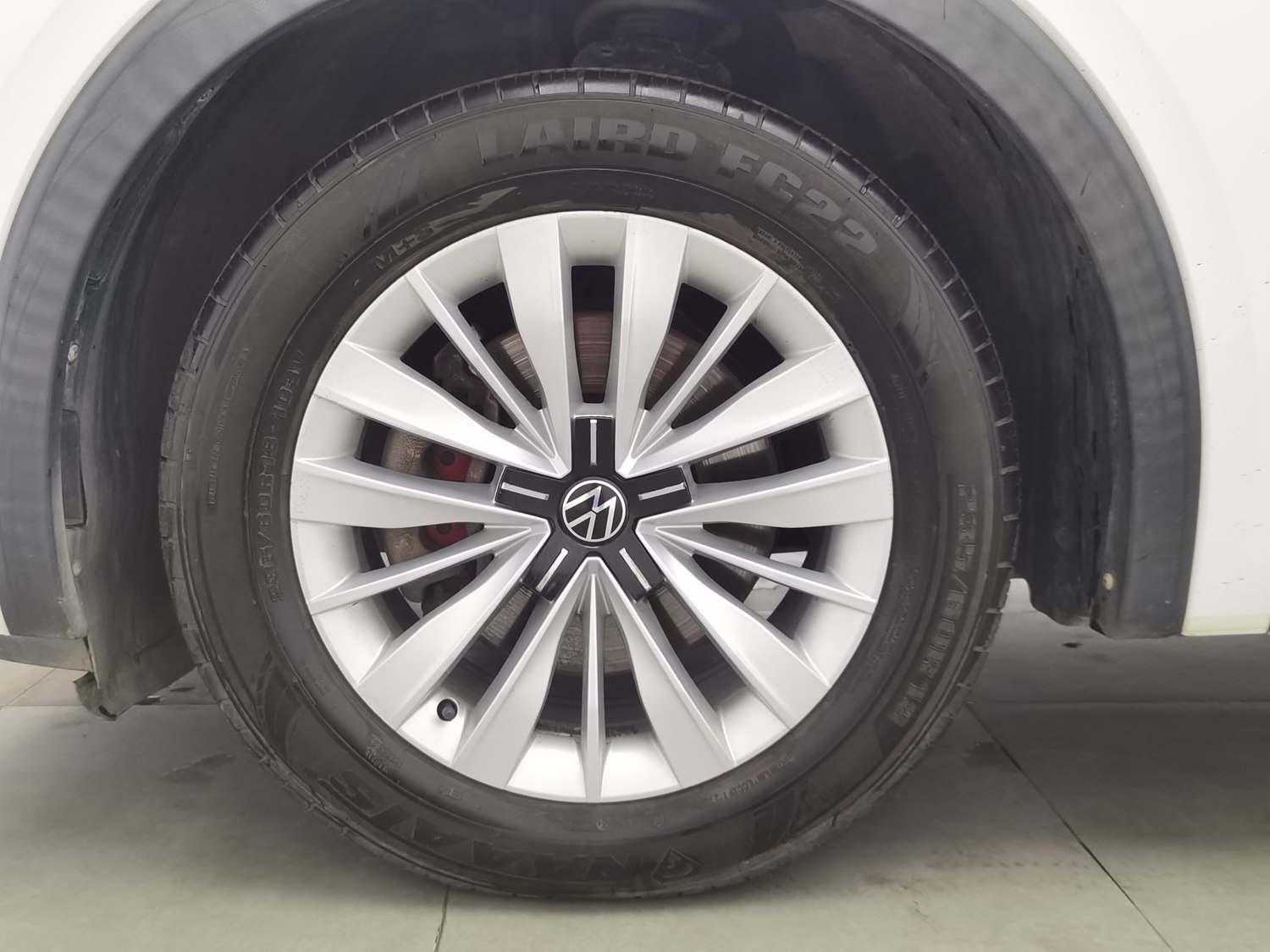 Used Volkswagen Viloran 2020 2.0 AT