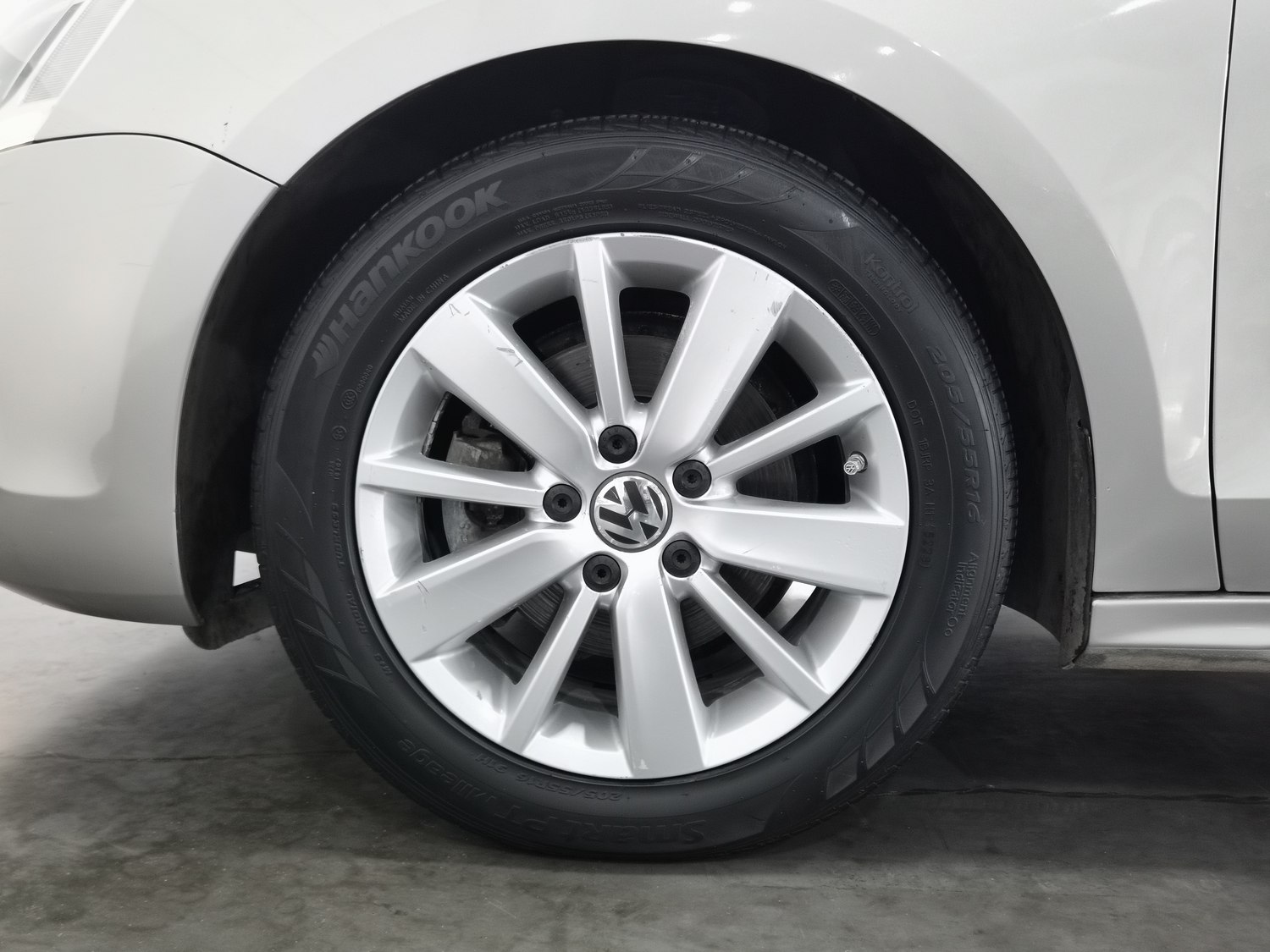 Used Volkswagen Sagitar 2014 1.6 AT