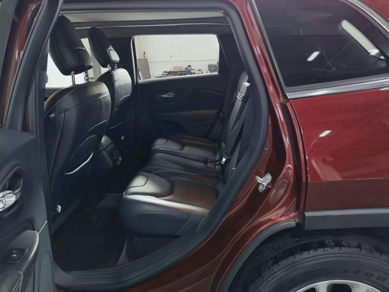 Used Jeep Cherokee 2016 2.4 AT