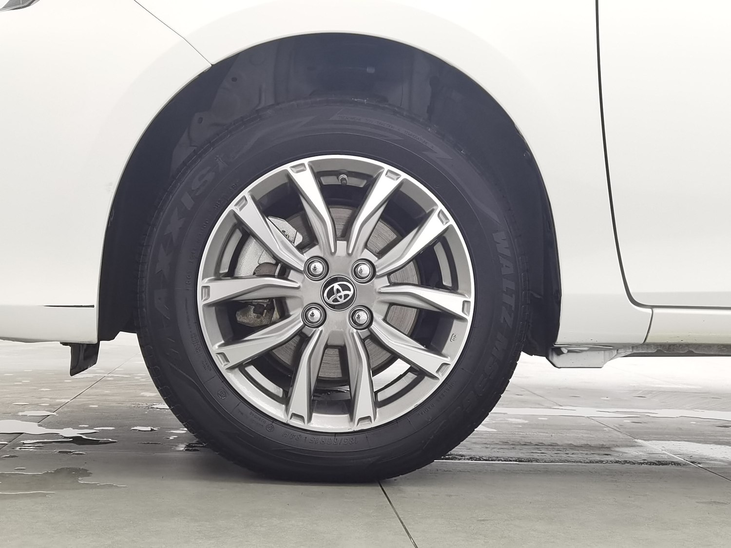 Used Toyota YARiS L 2022 1.5 AT