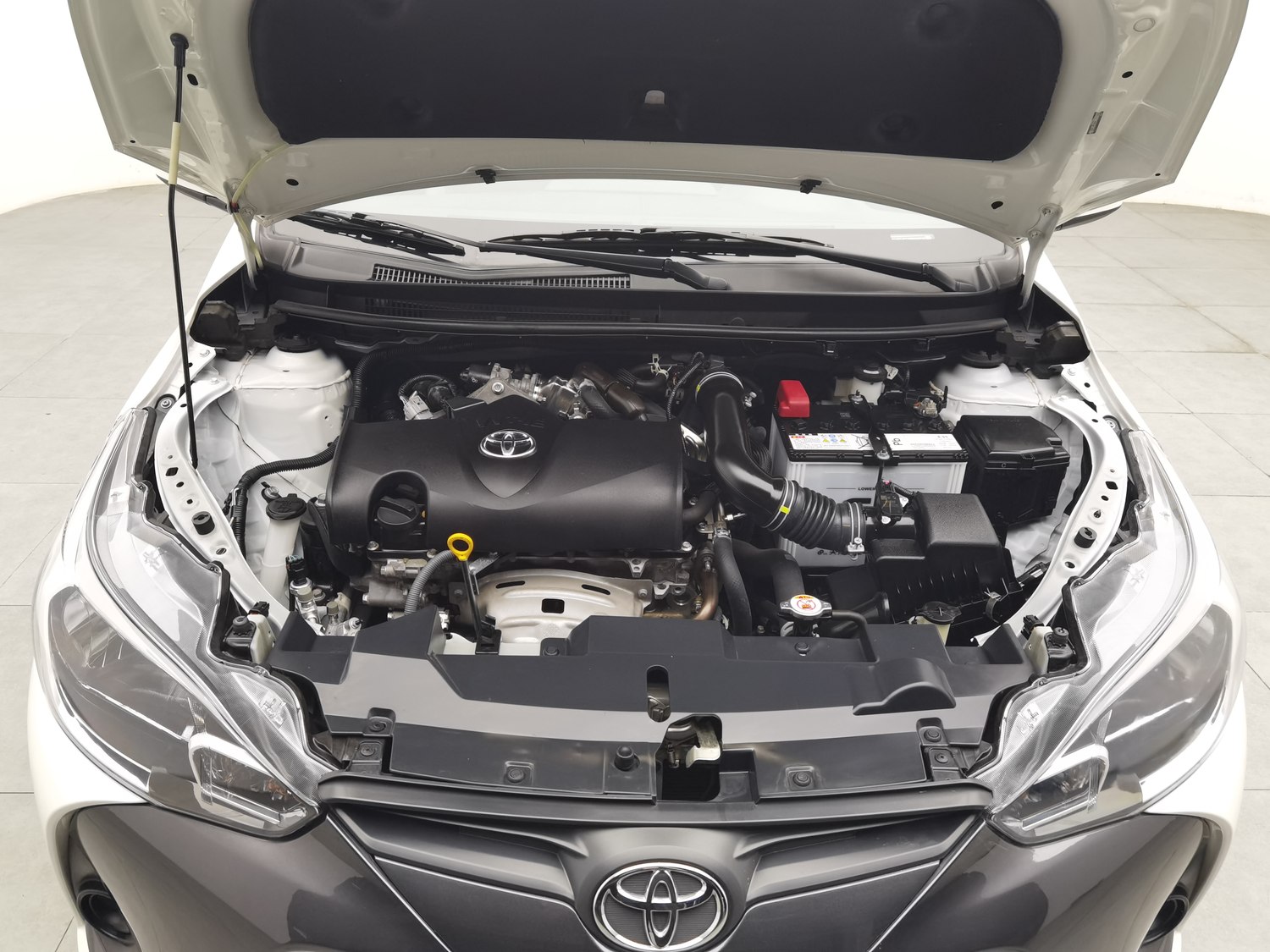 Used Toyota YARiS L 2022 1.5 AT