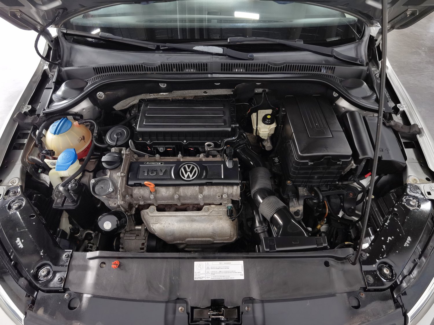 Used Volkswagen Sagitar 2014 1.6 AT
