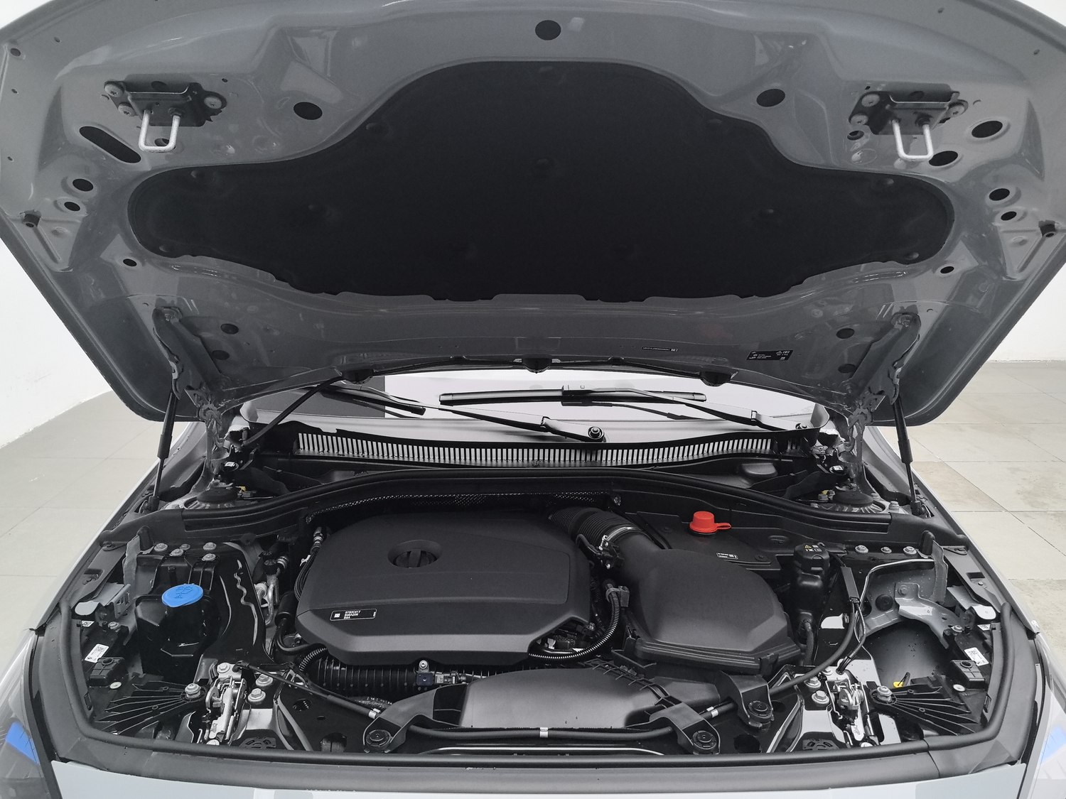 Used BMW THE2 2025 2.0 AT