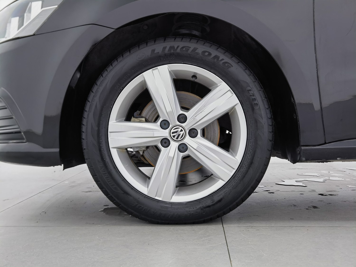 Used Volkswagen Lavida 2017 1.6 MT