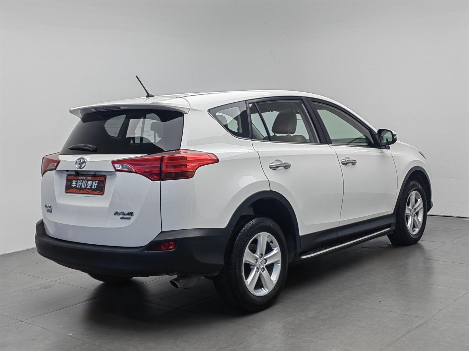 Used Toyota RAV4 2013 2.0 AT