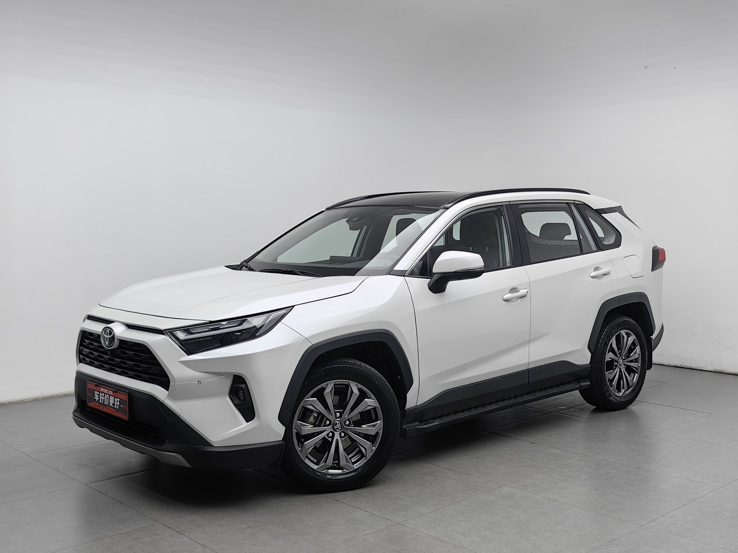 Used Toyota RAV4 2023 2.0 AT