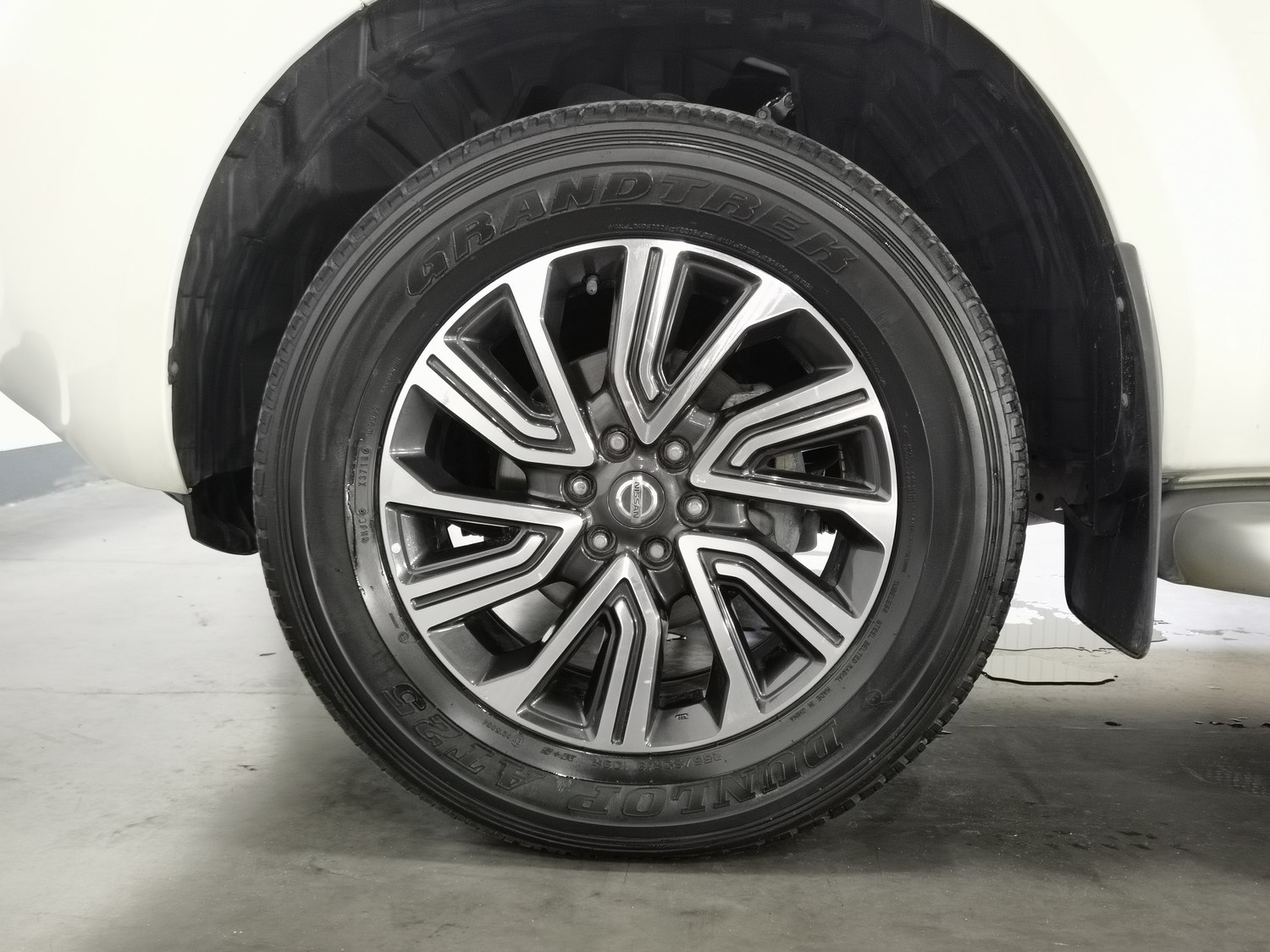 Used Nissan Terra 2018 2.5 AT