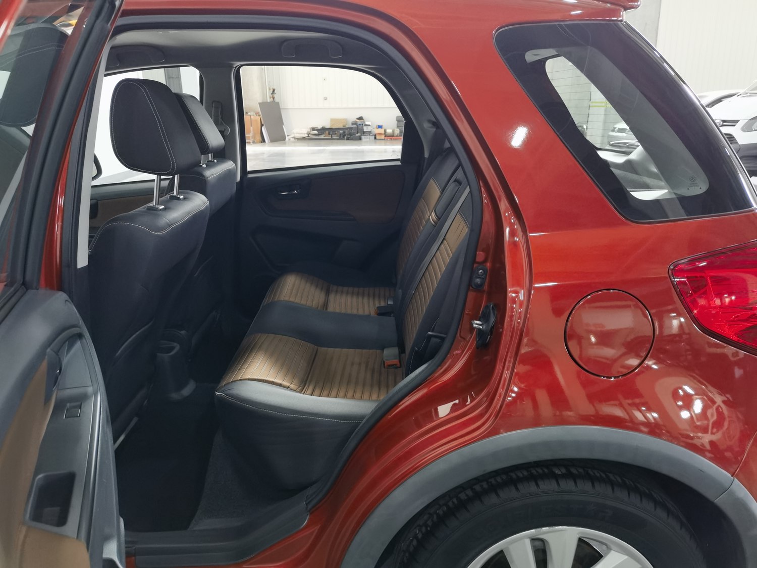 Used Suzuki SX4 2013 1.6 MT
