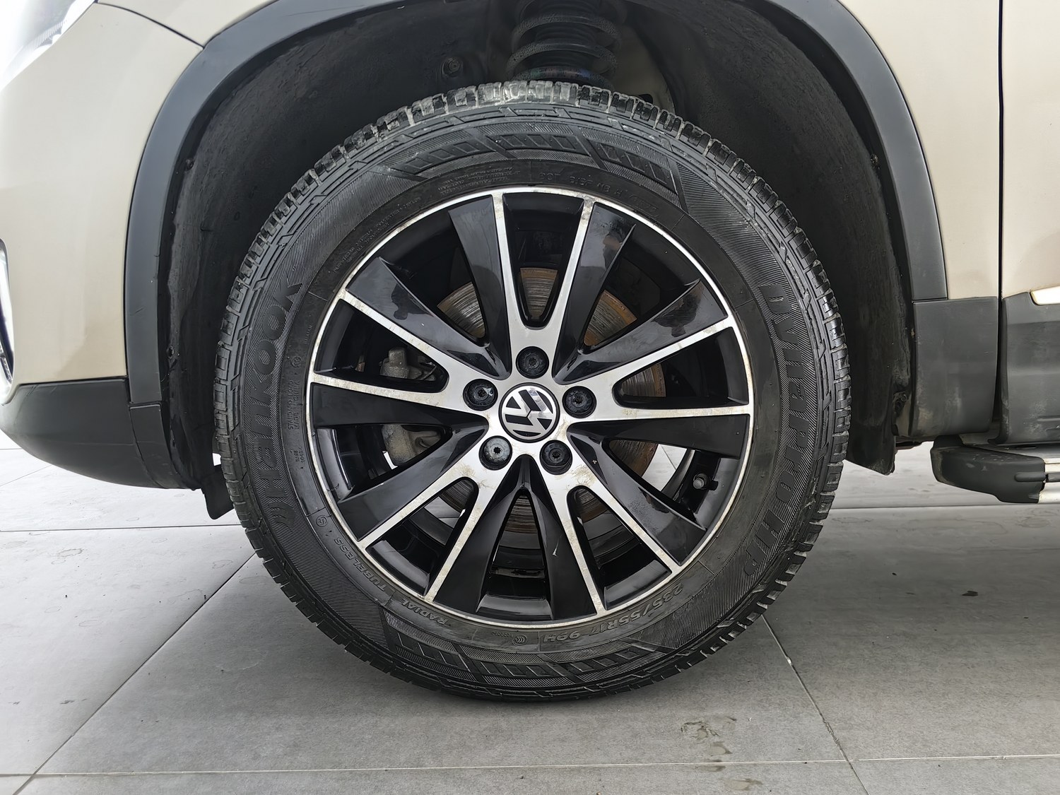 Used Volkswagen Tiguan 2015 1.8 AT