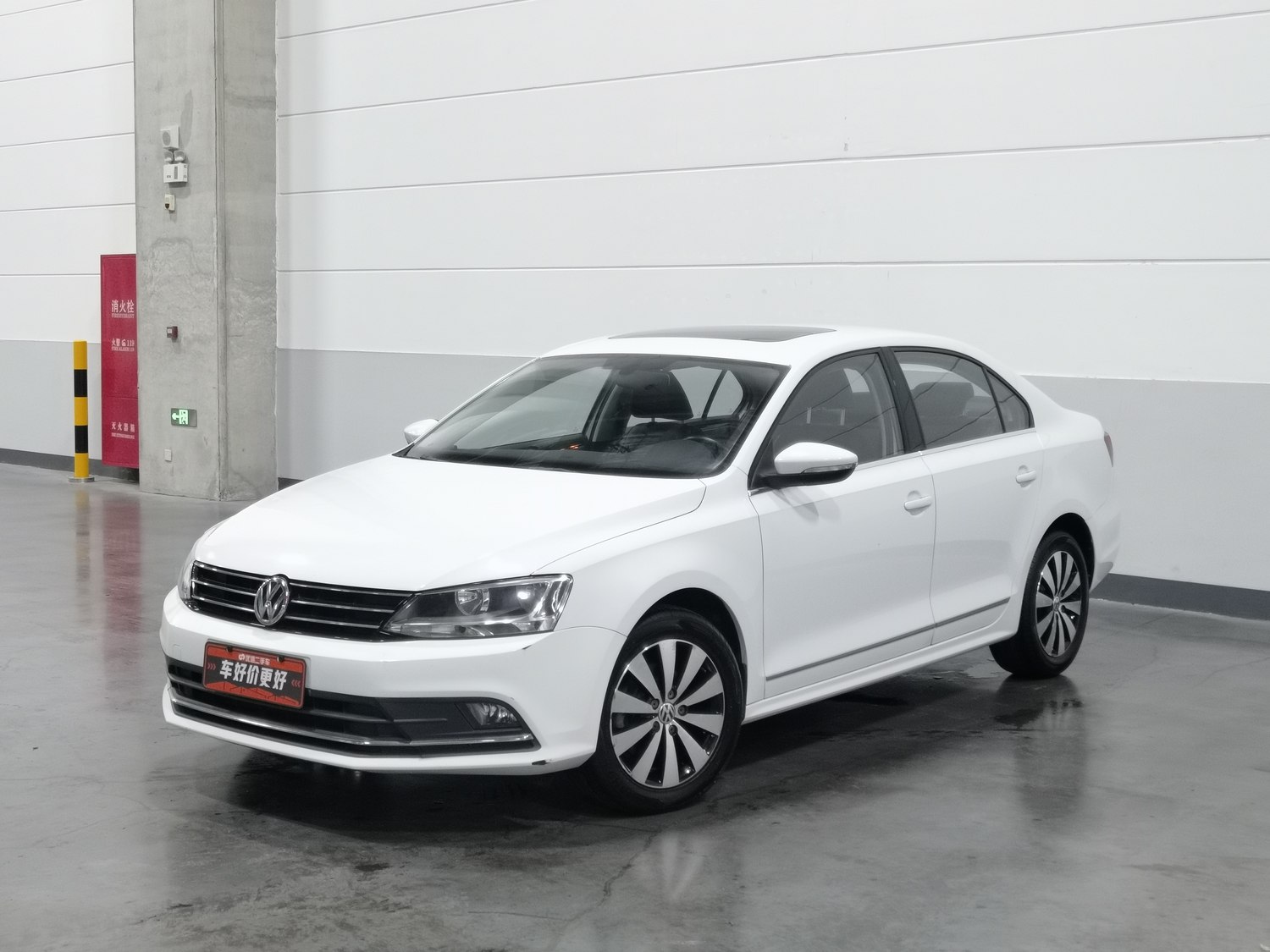 Used Volkswagen Sagitar 2018 1.6 AT