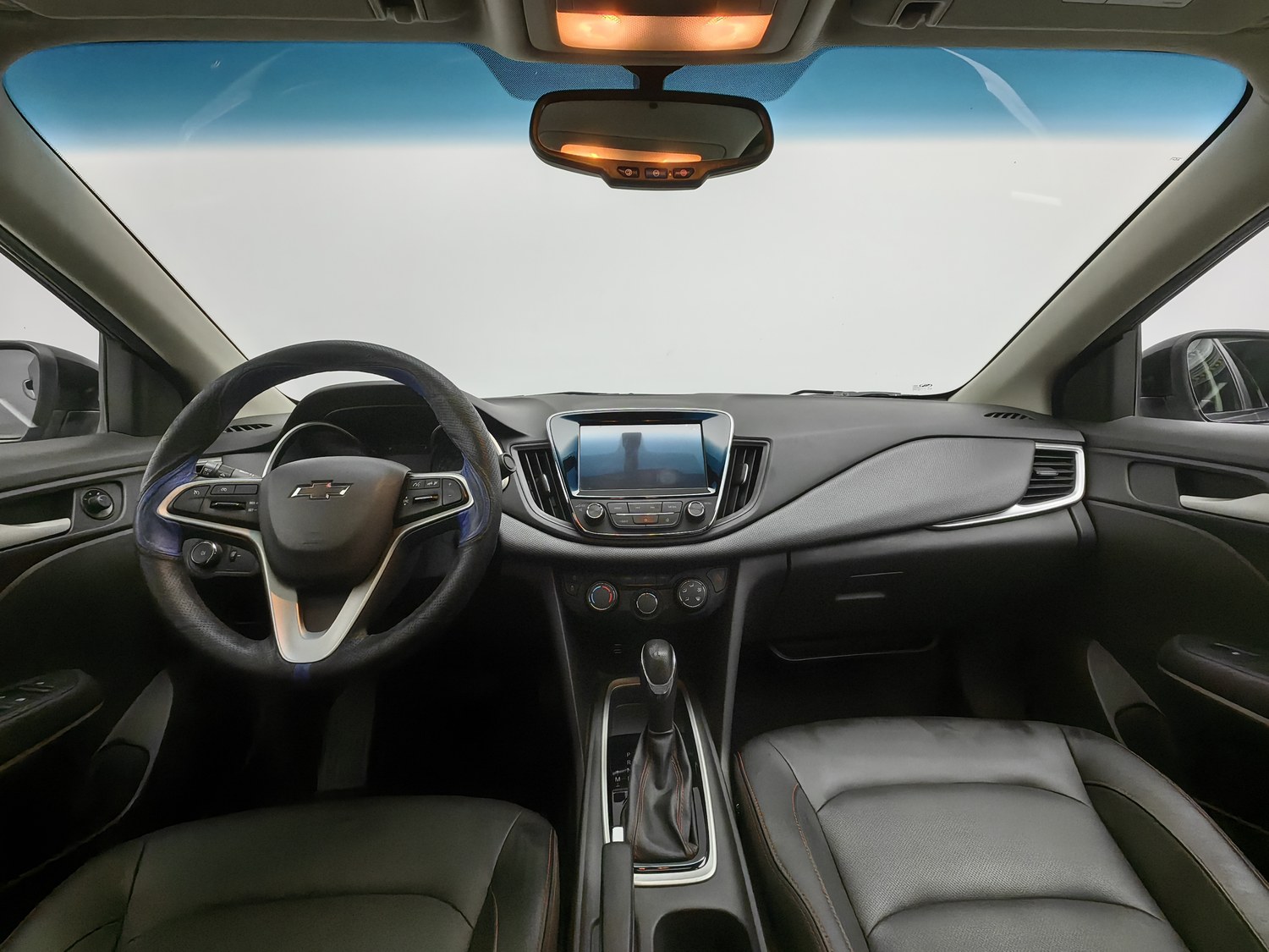 Used Chevrolet Monza 2019 1.0 AT