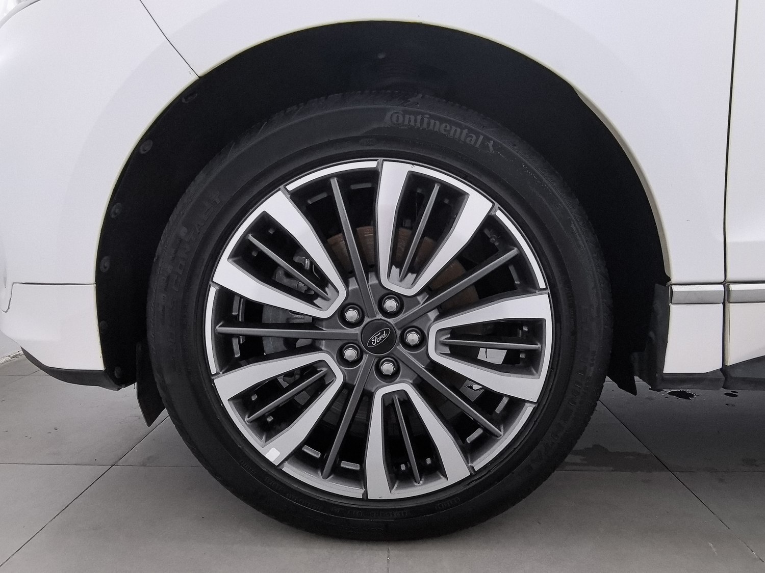 Used Ford Edge 2021 2.0 AT
