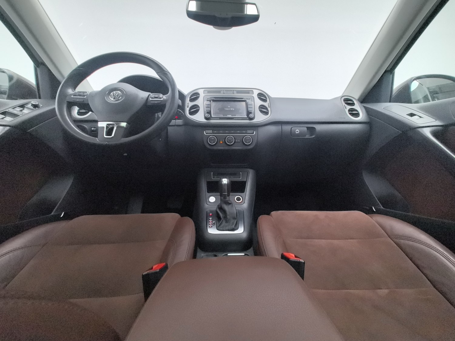 Used Volkswagen Tiguan 2013 2.0 AT