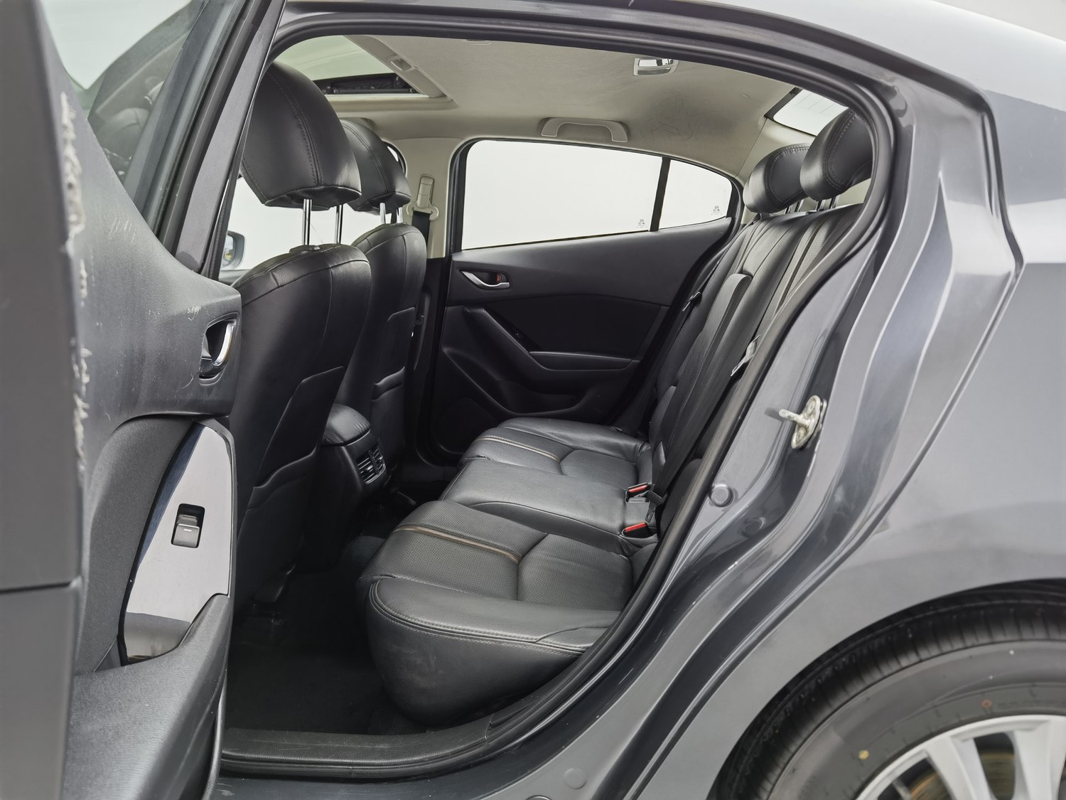 Used Mazda 3 Axela 2017 1.5 AT